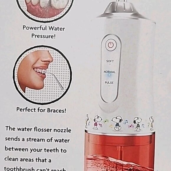 Peanuts Snoopy Joe Cool Electric Water Flosser USB Rechargeable - NIB - Picture 3 of 6